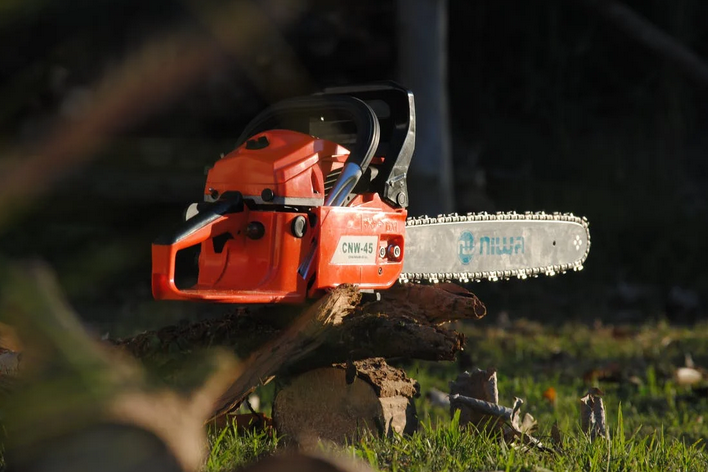 chainsaw